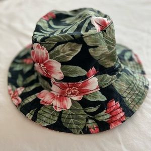 ❣️2/$25❣️ American Eagle hawaiian floral bucket hat | OS